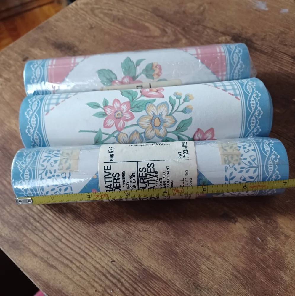 Prepasted Cordinated floral vinyl border wallpaper